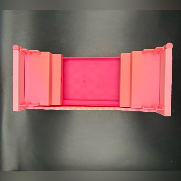 LOL Surprise OMG House of Surprises Dollhouse Bed Pop Up Pull Outs Replacement - Picture 10 of 10